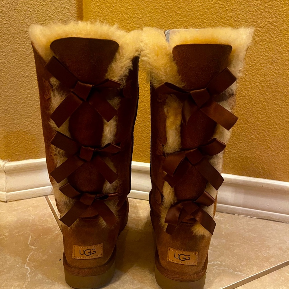 Ugg Women’s Bailey Bow Tall II Boot